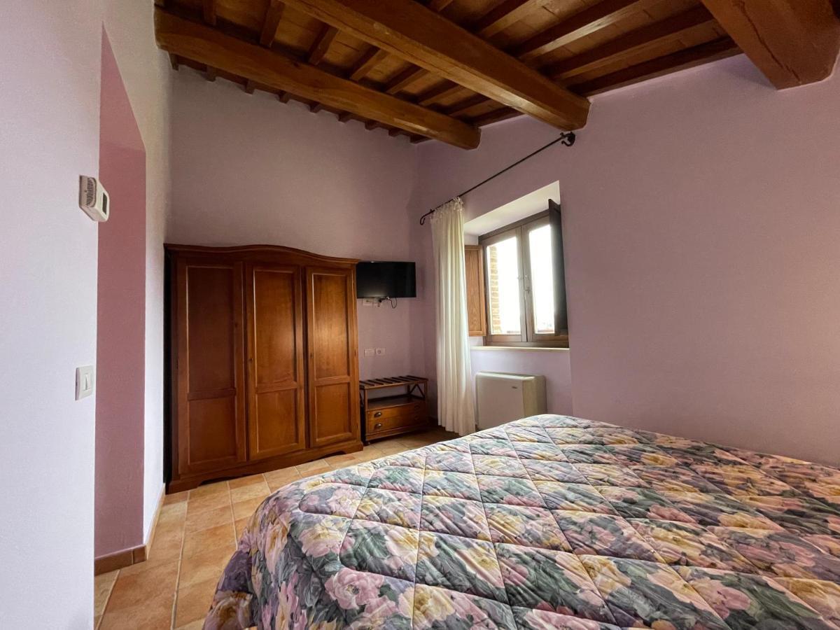 Le Calvie, * Camerino