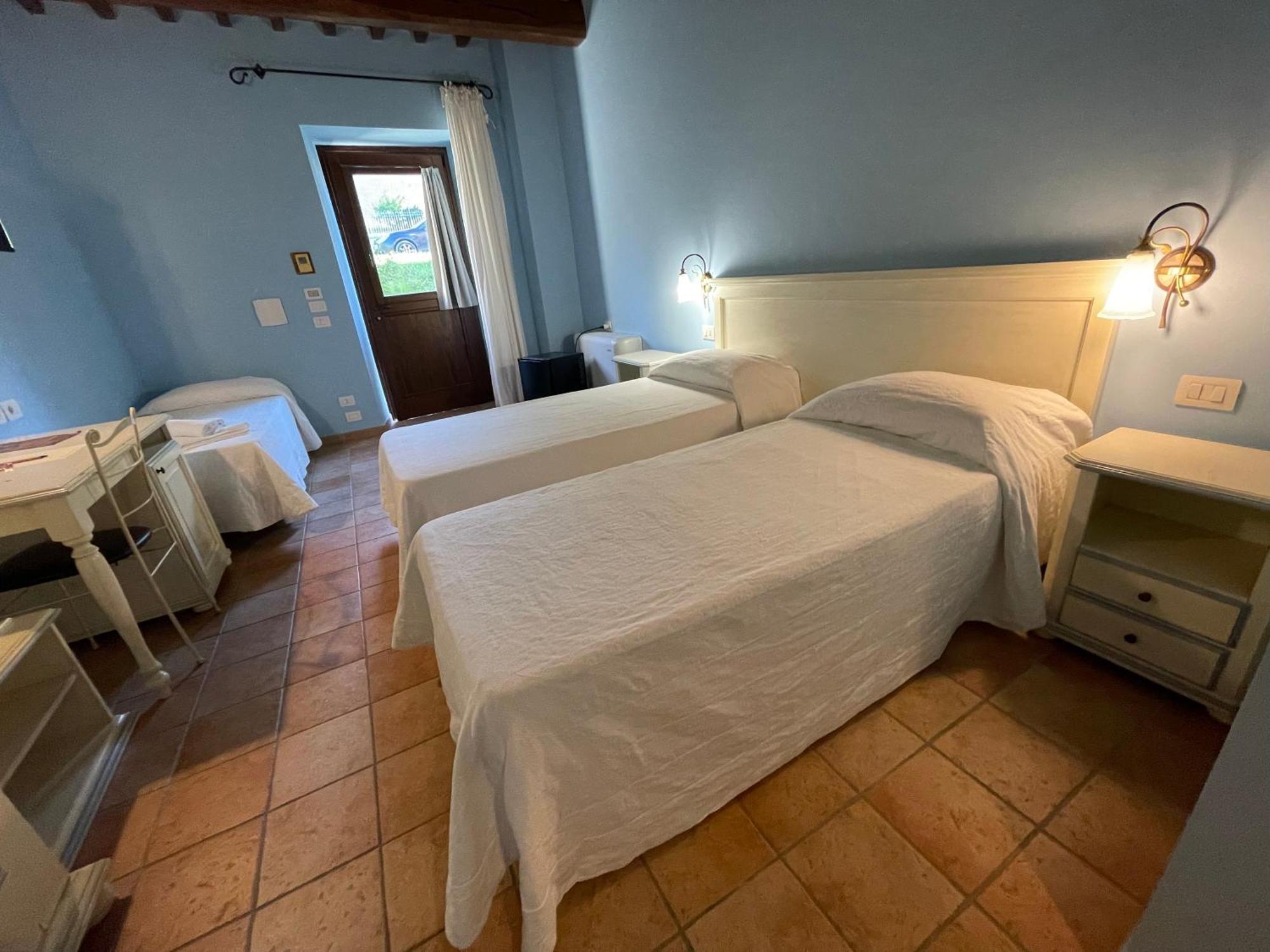 Le Calvie, Country house Camerino